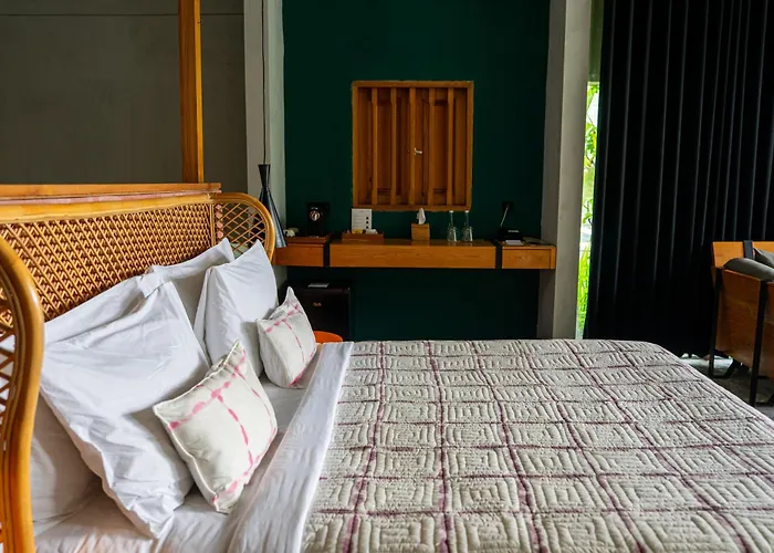 Resort Shore Amora 5*