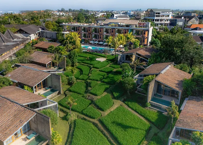 Shore Amora Resort Canggu